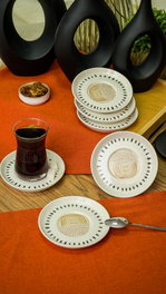 Hermia Yakamoz 6 Juego de 6 platos de porcelana Multicolor